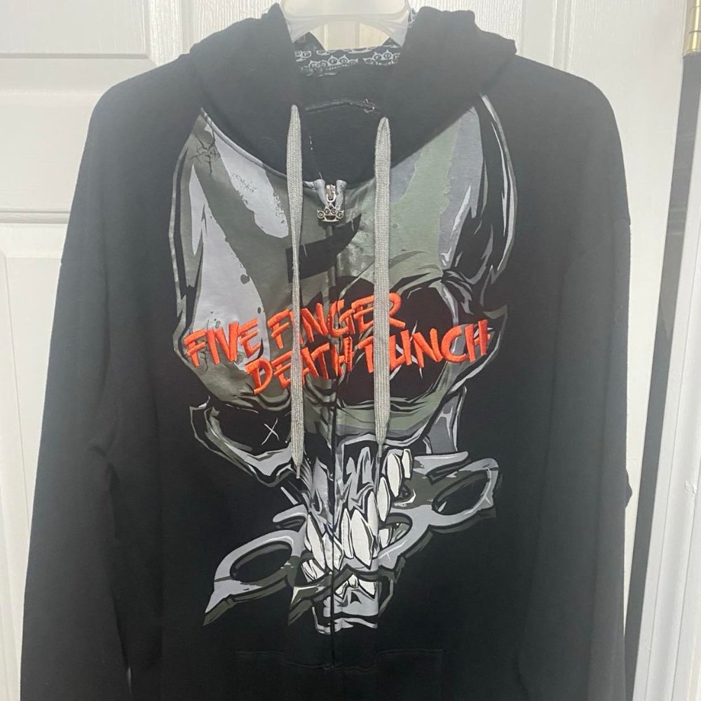 SOLD Five Finger Death Punch Concert Zippered Hoodie